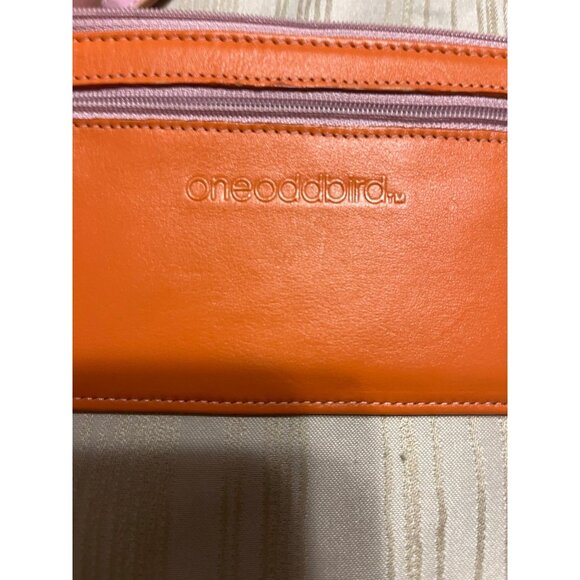 OneOddBirdKiskadee Wristlet great condition - Picture 8 of 8